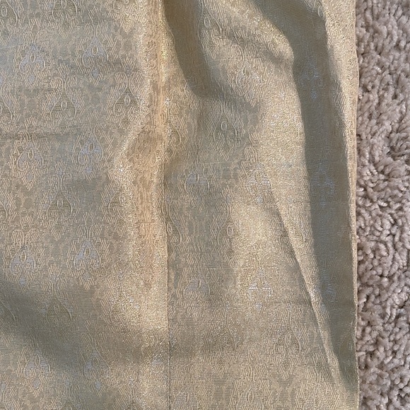 Girls, golden color banaras pants for Pakistani Indian clothes. - Picture 4 of 4